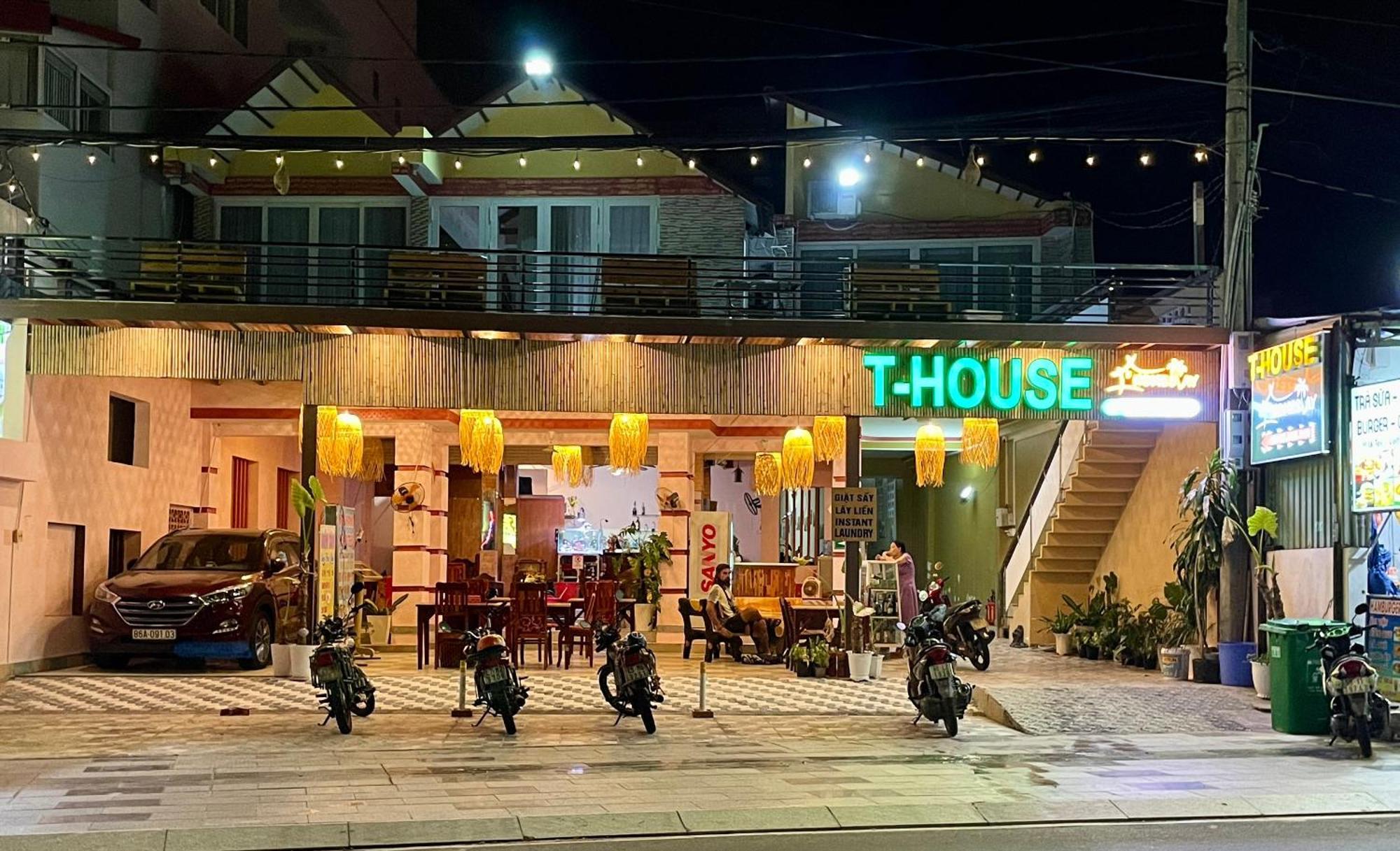 T'H Homestay Mui Ne Exteriör bild