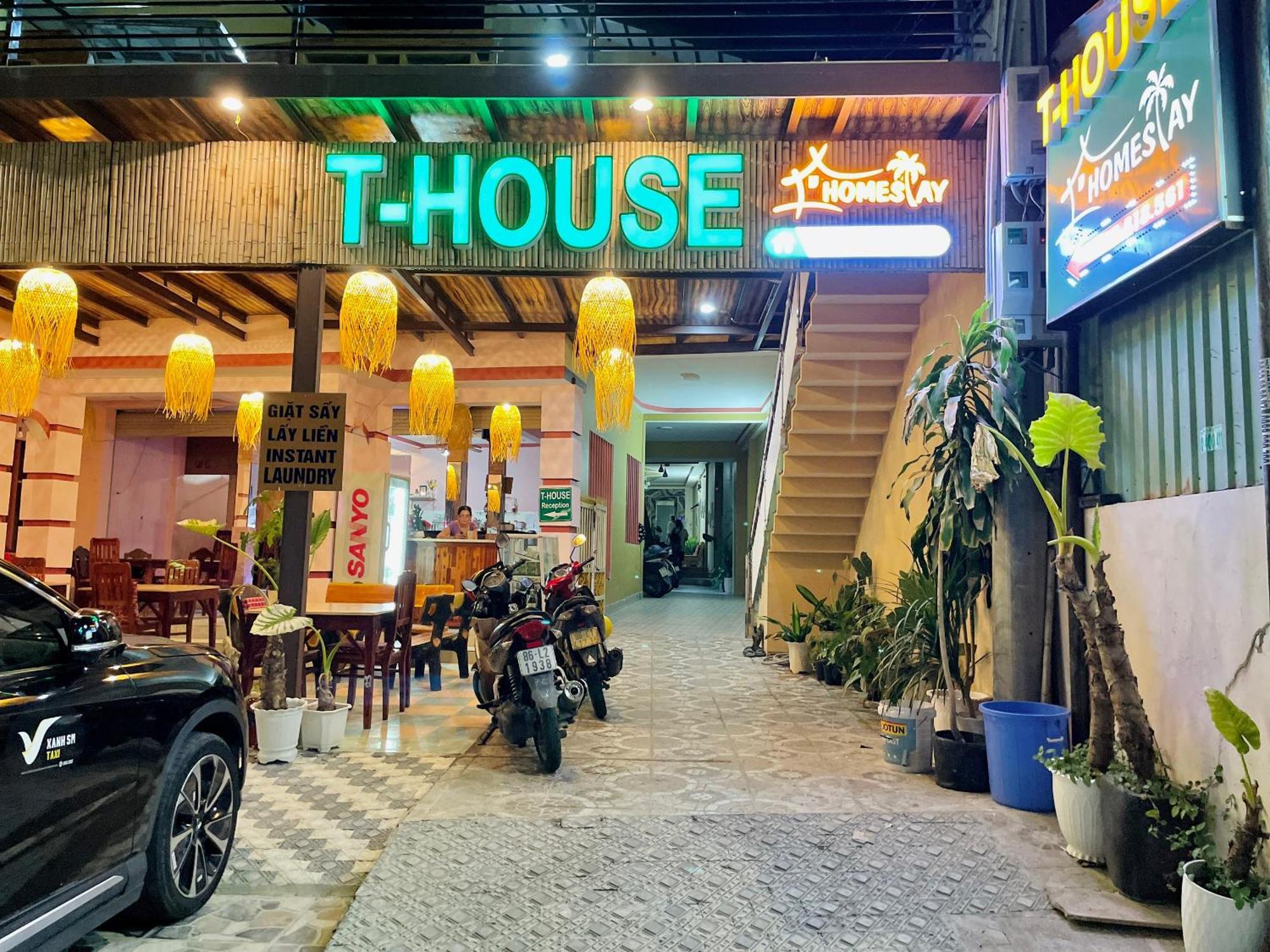 T'H Homestay Mui Ne Exteriör bild